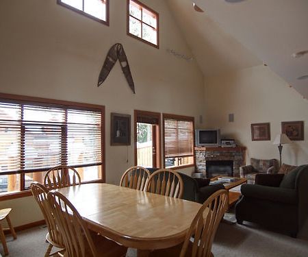 Mountain Town Properties The Lofts 7 Rossland Buitenkant foto